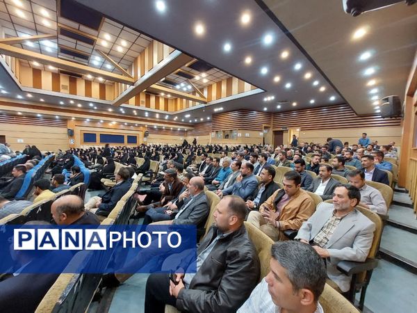 از فرهنگیان شاخص خرمدره تقدیر شد