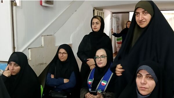 طنین زنگ مهر و ایثار و مقاومت در دبستان دخترانه بنت الهدی سرخ رود