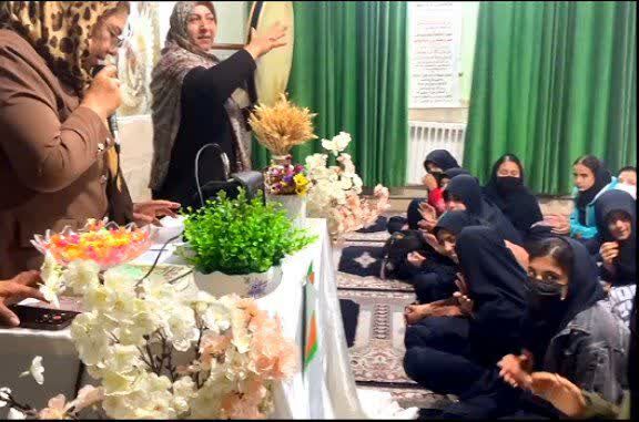 عید مبعث در دبیرستان شاهد 16