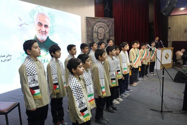 برگزاری همایش عهدواره سردار دل‌ها به مناسبت سالروز شهادت حاج قاسم سلیمانی در منطقه ۵ تهران
