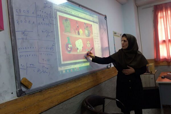 اولین دوره آموزشی آموزگاران با هدف کیفیت بخشی برنامه های سلامت و تندرستی 