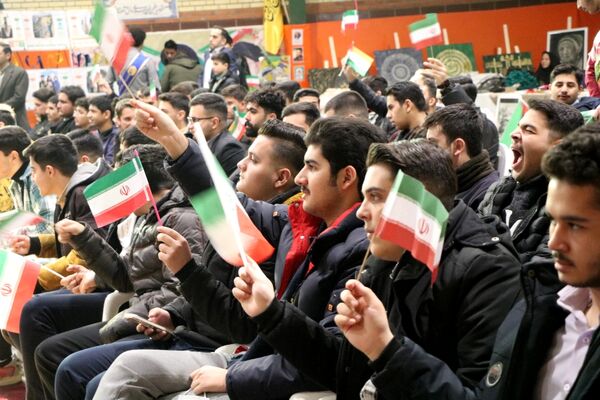 زنگ انقلاب در آذربایجان غربی