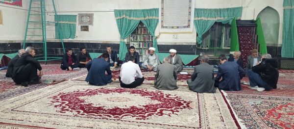 نشست مسئولان و هیات امنای مسجد صاحب الزمان (عج) روستای گزکوه 