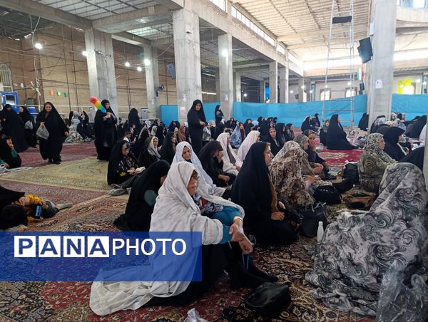 نماز عبادی سیاسی جمعه همزمان باهفته وحدت درنیشابور