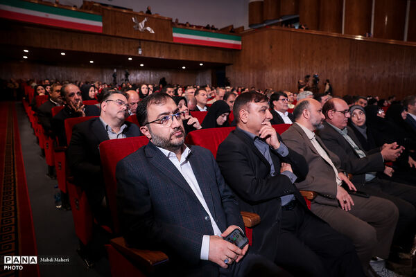  آیین گرامیداشت هفته پیوند اولیا و مربیان