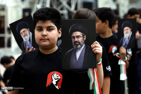 برگزاری همایش بزرگ جمع‌خوانی دانش‌آموزان با اجرای سرود و نوحه حماسی «باید برخاست»