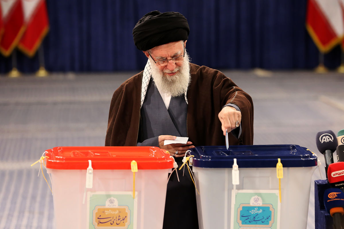 شرکت رهبر انقلاب در انتخابات ۱۴۰۲
