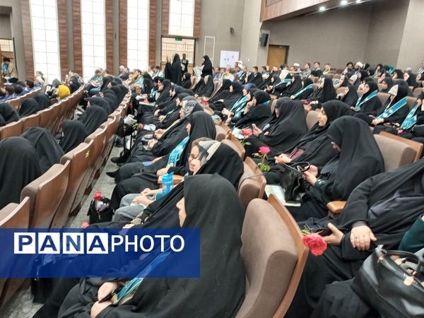 همایش مربیان و دانش‌آموزان تشکیلات پیشتازان در قم