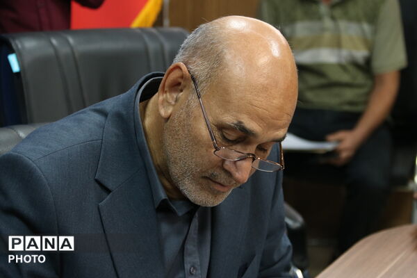 ملاقات عمومی مدیرکل آموزش و پرورش در ناحیه دو شهرستان یزد
