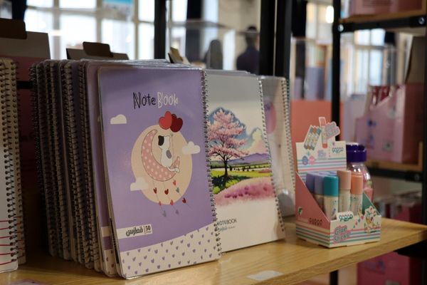 از قلم تا کیف، همه چیز ایرانی