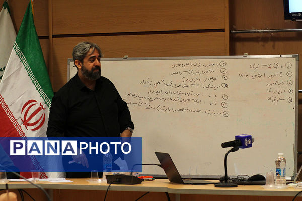 حضور مدیر عامل خبرگزاری پانا در جمع دانش آموز خبرنگاران خراسان شمالی