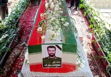  تشییع پیکر شهید سرگرد پاسدار محمد فقیه منزه در شهرک بهاران