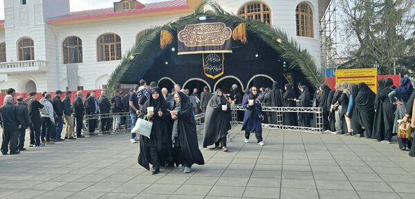 مراسم تشییع پیکر هفت شهید گمنام در رشت