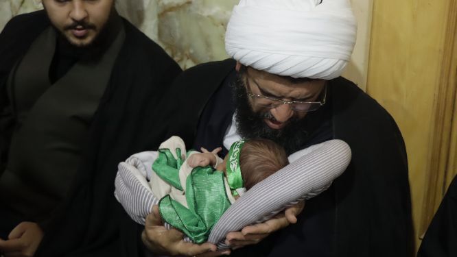شیرخوارگان حسینی در مصلی پاکدشت؛ تجلی عشق به کوچک‌ترین سربازان عاشورا