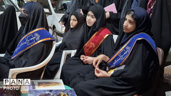 حضور دانش‌آموزان در موکب سازمان دانش‌آموزی 