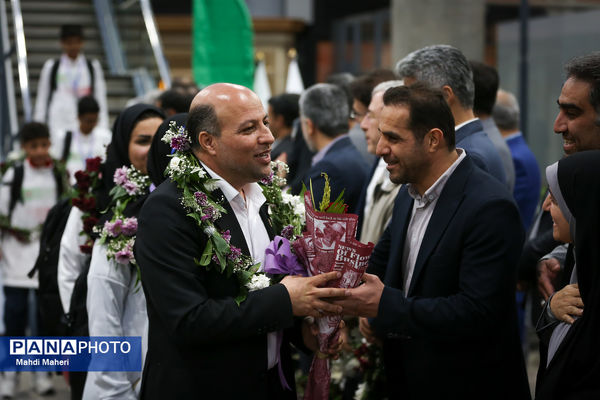 آیین استقبال از کاروان ورزشی دانش‌آموزی امید ایران از رقابت های ژیمنازیاد صربستان