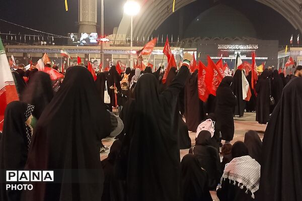 مصلی تهران؛ آخرین قرار عاشقان در بدرقه‌ای به وسعت اشک