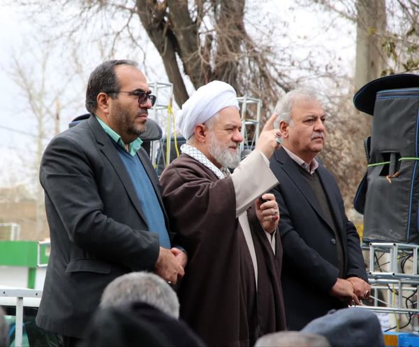 دعای ندبه و راهپیمایی پرشور مردم اسدآباد