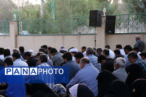 مراسم روز عرفه در گلباف 