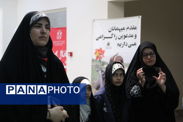 بازدید دانش‌آموز خبرنگاران پانا یزد از باغ موزه دفاع مقدس یزد