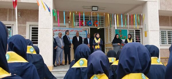 مدیرکل آموزش و پرورش گلستان در جمع دانش‌آموزان گالیکش