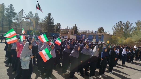 حماسه آفرینی دانش آموزان شهر نیم‌ور در روز مقابله با استکبار ستیزی جهانی