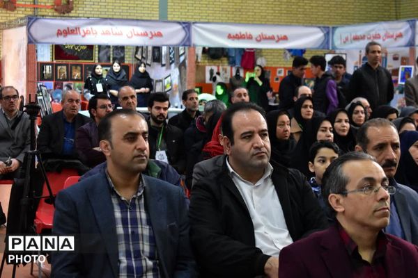 هنرستان‌های ناحیه دو تبریز روی صحنه