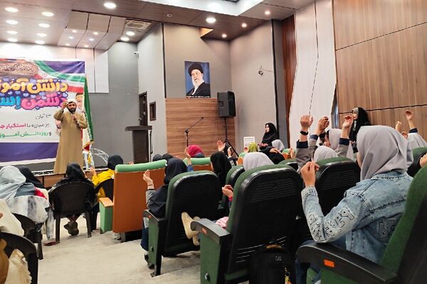 برگرازی مراسم گرامیداشت روز دانش‌آموز با حضور پرشور آینده‌سازان ملاردی