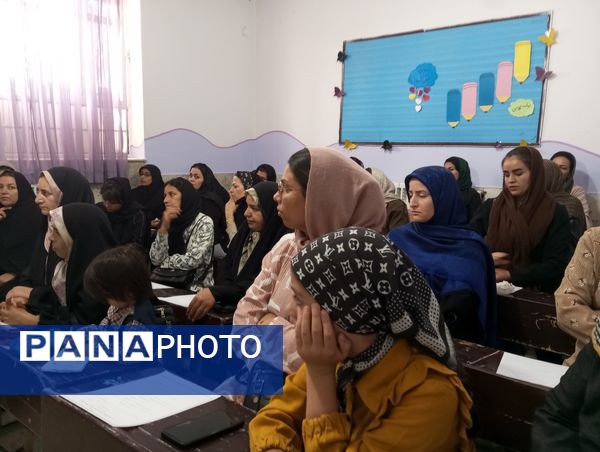 جشن شکوفه‌های دبستان ناهیدنخودی نیشابور