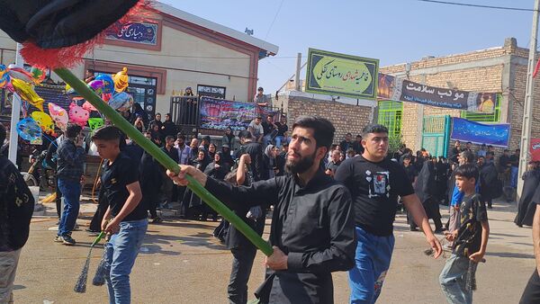 مراسم عزاداری و زنجیر زنی شهادت امام حسن مجتبی(ع) و رحلت پیامبر اکرم (ص) در  روستای کفکی خراسان رضوی