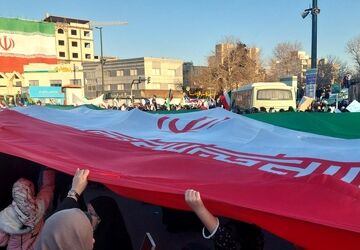 راهپیمایی مردم غیور ولایت مدار مشهد 