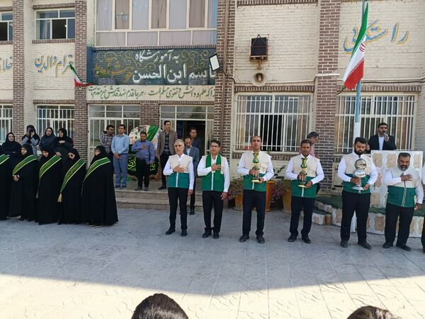 حضور خادمان حرم حرم امام رضا (ع) در دبستان حضرت قاسم‌ابن‌الحسن یزد 