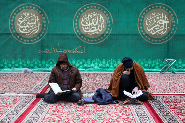 آیین معنوی اعتکاف در حرم مطهر رضوی- ۳