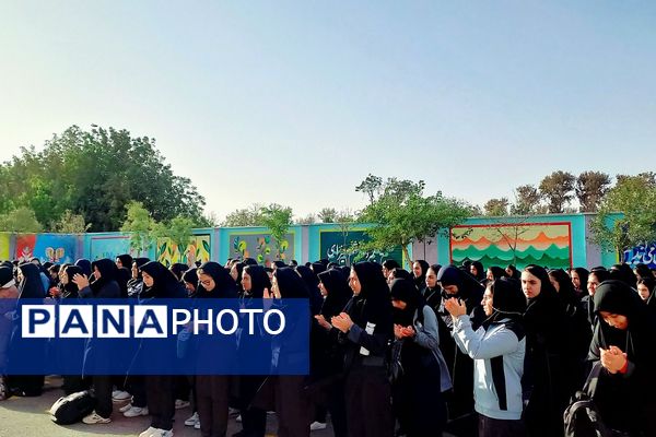 همزمان با سراسر کشور،دانش آمپزان  مدارس ملارد با شور و شوق به سوی مدارس شتافتند 