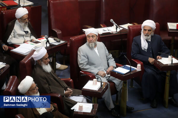 دومین اجلاسیه مجلس خبرگان رهبری در دوره ششم