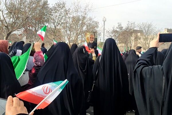 22بهمن در اسلامشهر؛ حماسه‌ای از جنس حضور