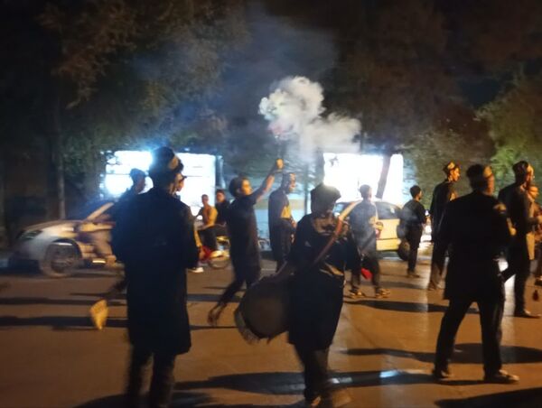مراسم عزای شام غربت هشتمین آفتاب دل ها، همراه با آیین شمع‌گردانی 