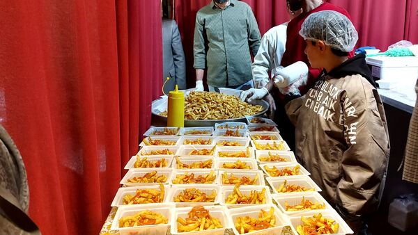 حال و هوای خیابان‌های مشهد در شب نیمه شعبان 