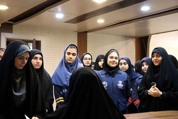 آیین تجلیل از دختران دانش‌آموز خبرنگار منتخب پانا شهرستان‌های استان تهران