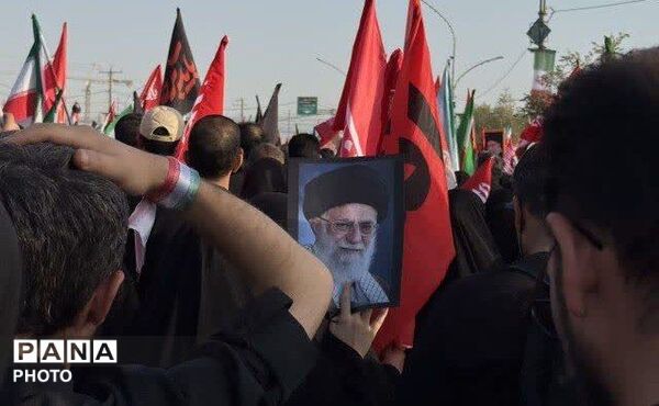 «باید برخاست» جهانی شد