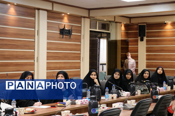 نشست کارشناسان سازمان دانش‌آموزی نواحی هفتگانه مشهد 