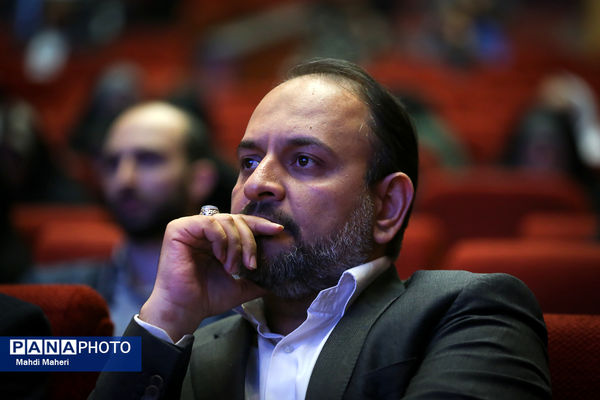 نشست راه روشن «تبیین آیه سال تشکیلات»