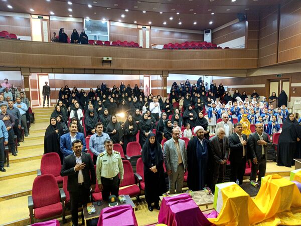 مراسم تجلیل از معلمان شهرستان فراشبند