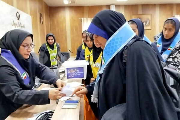انتخابات مجلس دانش‌آموزی دختران در ناحیه ۴ شیراز