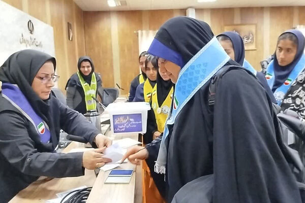 انتخابات مجلس دانش‌آموزی دختران در ناحیه ۴ شیراز