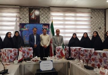 تجلیل از عوامل حوزه‌های اجرا و تصحیح امتحانات نهایی در آموزش و پرورش کهریزک 