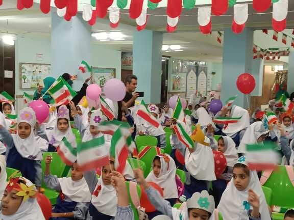 آغاز فصل شکوفه ها در بندرعباس 