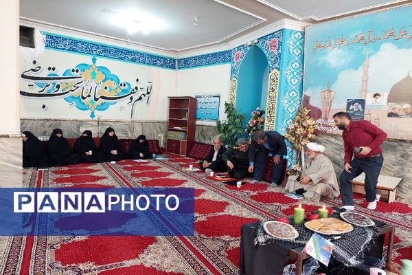 جلسه اعضا شورا و فرماندهان کانون بسیج فرهنگیان شهید مطهری ۲ ناحیه ۲