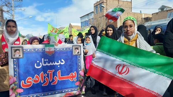 راهپیمایی باشکوه یوم الله ۲۲بهمن در شهرستان خواف