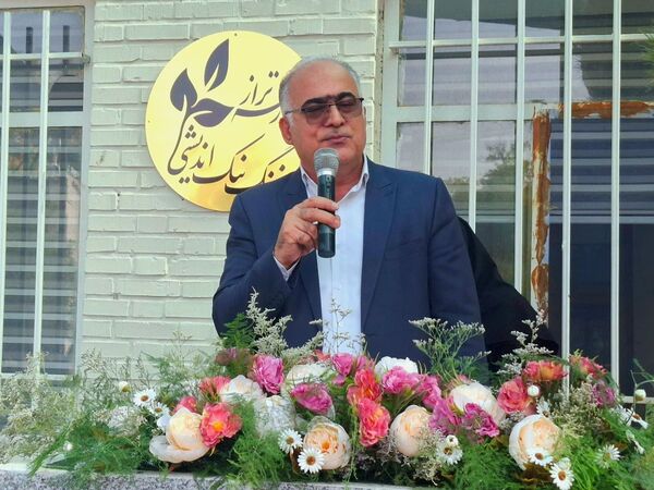 زنگ نیک اندیشی با هدف ترویج فرهنگ و مشارکت خیرین مدرسه ساز در هنرستان دکتر هادوی